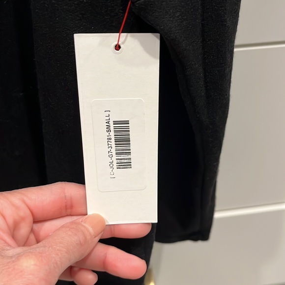 Reddress NWT zip hoodie - Picture 3 of 4